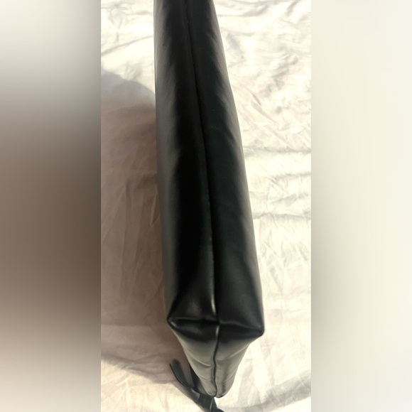 Almondo Originals Faux(?) Leather Black Clutch Bag - Picture 14 of 15